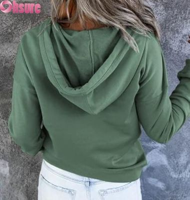 Moletom feminino casual solto com capuz e mangas compridas, com botões e logotipo frontal, tricotado para outono/inverno, com bolsos