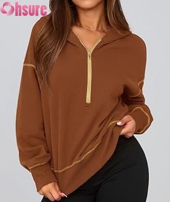 Pullover feminino com meias fechaduras.