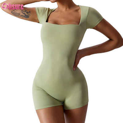 Cor sólida Traje esportivo de ginástica de alta qualidade para mulheres Tecido de tricô suave e confortável Estilo casual acima do joelho Comprimento superior