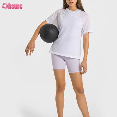 Loja Logotipo personalizado T-shirts esportivos Jacquard rápidos secos respiráveis Fitness Manga curta Yoga Top Feminino T-shirts de ginástica de comprimento curto