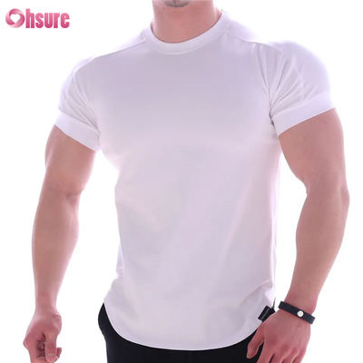 Camiseta esportiva de secagem rápida para homens Impressão de roupas de treino de basquete com mangas curtas para correr
