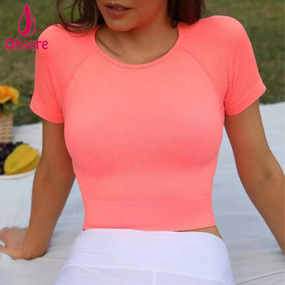 Melhor Vendedor 90% Nylon, 10% Elastano Absorve suor Solid Rib Tricote Desportivo Tee Mulheres Fitness Gym T-shirt de Treinamento