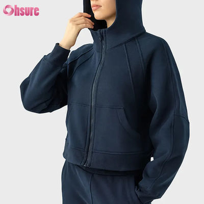 Jaqueta de treino feminina com zíper completo vintage com logotipo personalizado para corrida de inverno, ioga, academia, capuz, orifícios para polegar, forro de tecido de malha