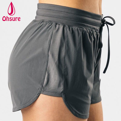 Shorts esportivos atléticos de cintura alta com design de corte alto OEM de alta qualidade Feminino Fitness Ginásio Corrida Yoga Calças Curtas Casuais Tecidas