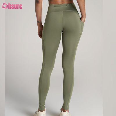 Pantalhões de ioga de tamanho maior traseiro fecho de bolso absorvente de umidade e secador rápido calções para mulheres