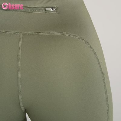 Pantalhões de ioga de tamanho maior traseiro fecho de bolso absorvente de umidade e secador rápido calções para mulheres