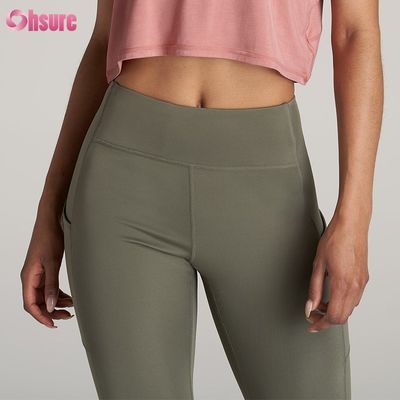 Pantalhões de ioga de tamanho maior traseiro fecho de bolso absorvente de umidade e secador rápido calções para mulheres